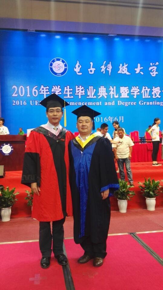 电子科大保安硕士毕业43岁的他成了励志哥